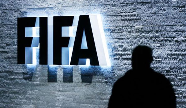 Έρευνες και κατασχέσεις και στην Ελλάδα για το σκάνδαλο των τηλεοπτικών της FIFA