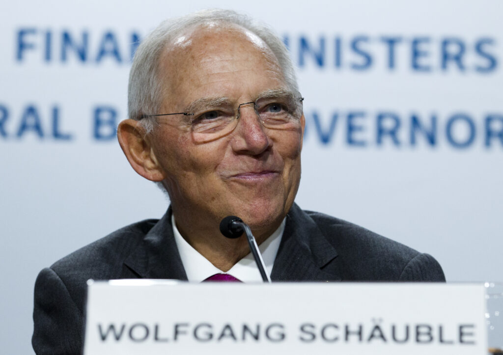 Ο Σόιμπλε προτείνεται και επίσημα για την προεδρία της Bundestag
