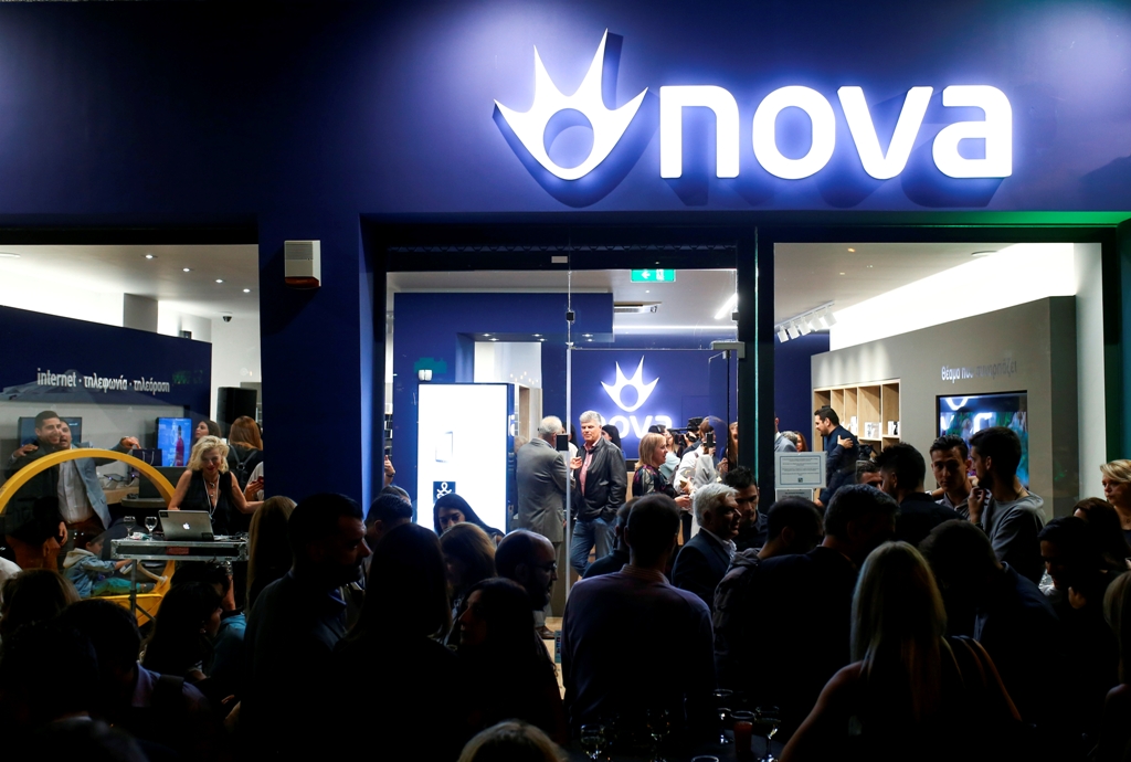 Νέα εποχή για τα καταστήματα Nova -Μοναδική εμπειρία ψυχαγωγίας, επικοινωνίας και εξυπηρέτησης!