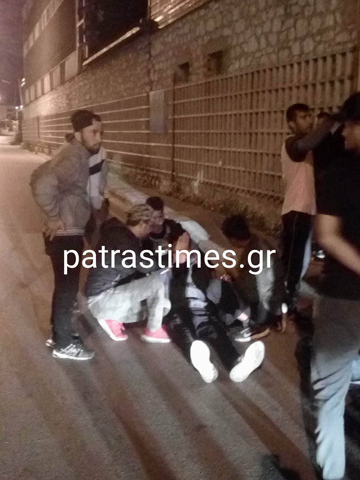 Ρατσιστική επίθεση στην Πάτρα: Τρεις μαχαιρωμένοι μετανάστες μετά από επίθεση κουκουλοφόρων (Photos)
