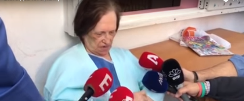 Σοκάρει η 85χρονη που διαρρήκτες της έκαψαν το σώμα – Τι λέει για όσα έζησε (Video)