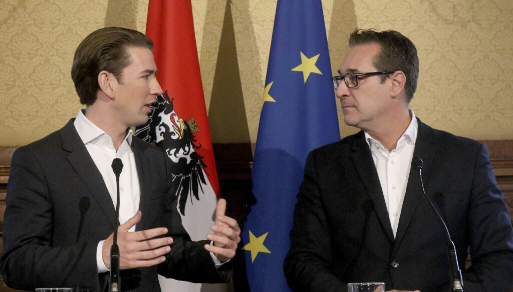 Αυστρία: (Ακρο)δεξιό πολιτικό κουστούμι στα μέτρα του θέλει ο Κουρτς