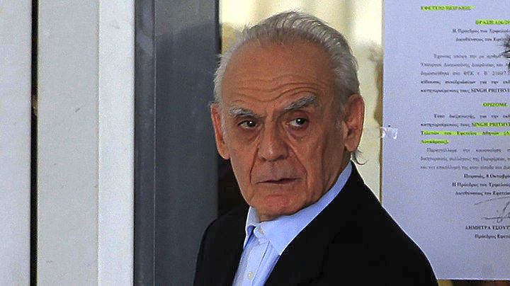 Τσοχατζόπουλος: Ένοχος χωρίς ελαφρυντικά – 19 χρόνια κάθειρξη – 8 χρόνια στη Βίκυ Σταμάτη