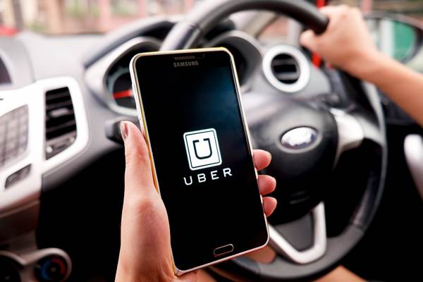 Η Uber παραδέχθηκε πως χάκερς υπέκλεψαν προσωπικά δεδομένα 47 εκατ. πελατών