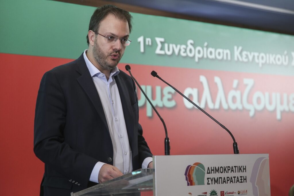 Θεοχαρόπουλος: Ο υπερδιπλασιασμός της φαρμακευτικής δαπάνης επί ΝΔ είναι σκάνδαλο
