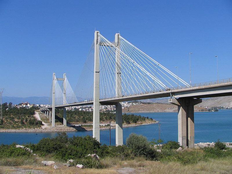 Χαλκίδα: Οδηγός γρονθοκόπησε εργάτη που ρύθμιζε την κυκλοφορία στην γέφυρα
