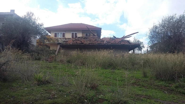 Αγρίνιο: Ο εκσκαφέας γκρέμισε λάθος σπίτι!