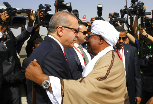 Επίσκεψη Ερντογάν για πρώτη φορά στο Σουδάν για εμπορικές και στρατιωτικές μπίζνες