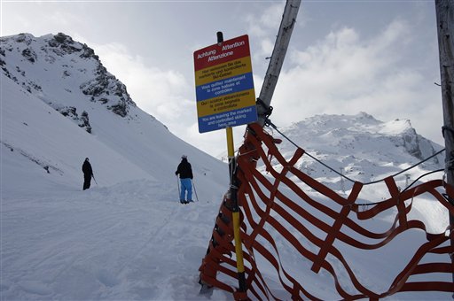 Ελβετία: Χιονοστιβάδα σκοτώνει τρεις σκιέρ