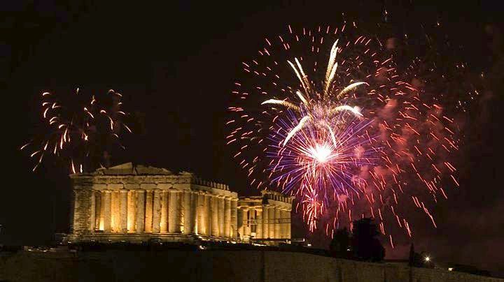 Στο Θησείο υποδέχεται το 2018 η Αθήνα με Ρεμπούτσικα, Ρίζου, Μουζουράκη