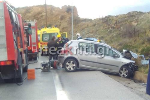 Θρήνος στην Κρήτη: 3 νεκροί και 4 τραυματίες σε τροχαίο