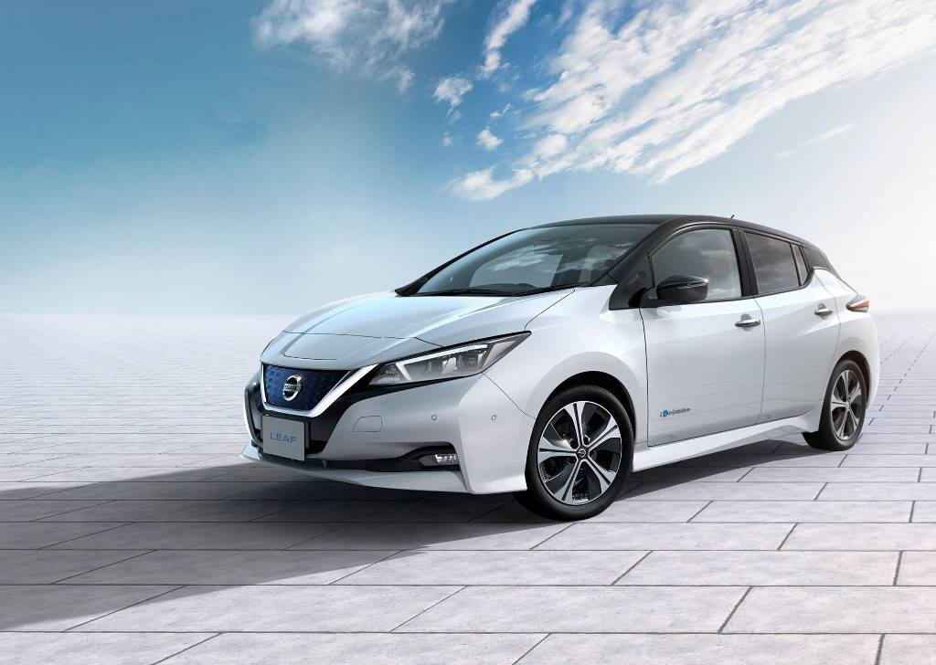 Nissan LEAF: Έφτασε τις 300.000 πωλήσεις