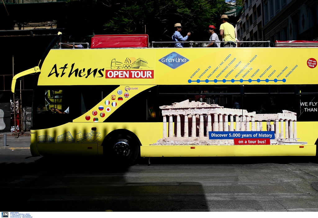 Suddeutsche Zeitung: Η Ελλάδα βιώνει ένα “μπουμ” τουριστών