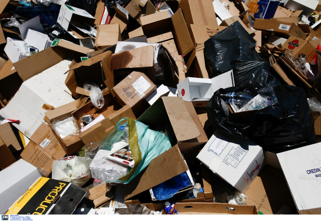 Κινητοποιήσεις στην Κέρκυρα για το «αιώνιο» πρόβλημα των σκουπιδιών