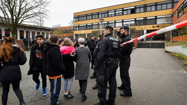 Έφηβος φέρεται πως σκότωσε 14χρονο μαθητή στη Γερμανία – Μαχαιρώθηκε στο λαιμό!