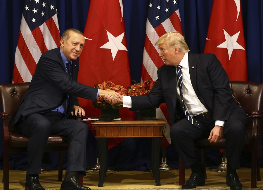 Θα μιλήσουν την Τετάρτη Τραμπ-Ερντογάν