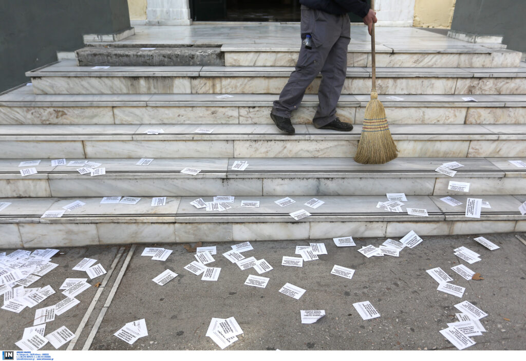 Στέλεχος του Ρουβίκωνα απαντά στο διάγγελμα Μητσοτάκη