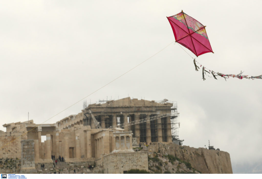 Προσοχή στο πέταγμα των χαρταετών