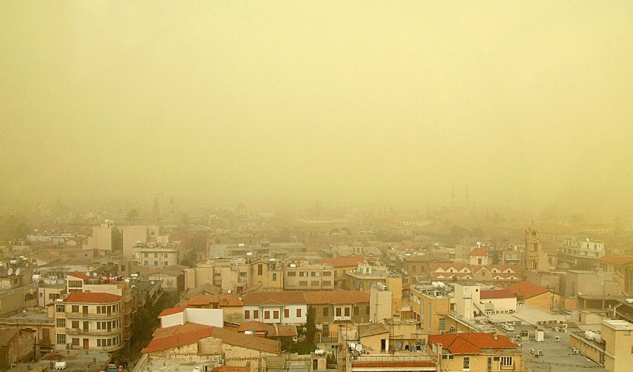 Συναγερμός στην Κύπρο από πυκνή σκόνη