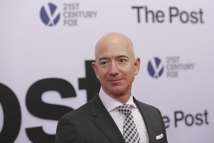 Forbes: Πιο πλούσιος άνθρωπος στον κόσμο ο ιδρυτής της Amazon Τζεφ Μπέζος