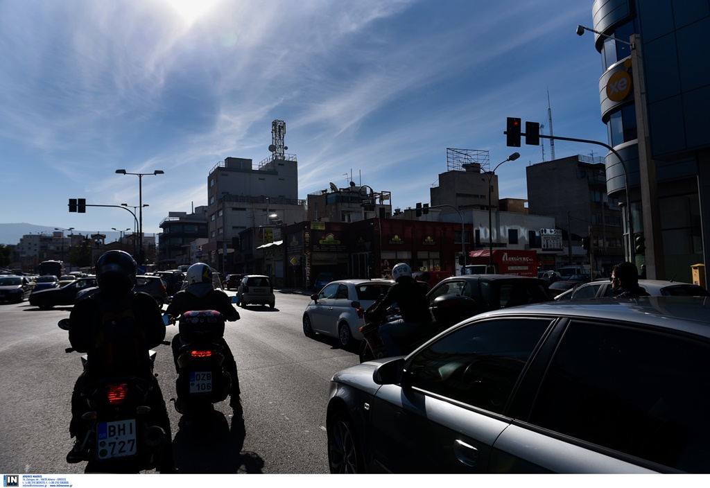 Κυκλοφοριακές ρυθμίσεις στη Λεωφόρο Αθηνών: Κλείνουν δυο από τις τέσσερις λωρίδες