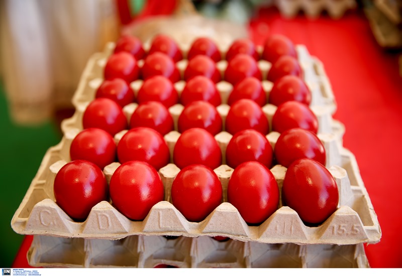 Τι να προσέχετε όταν αγοράζετε αυγά και πώς να φτιάξετε οικολογικές βαφές (Photo)