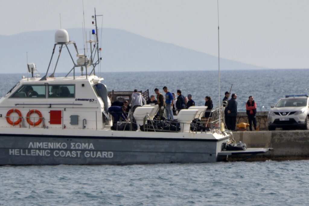 Δώδεκα παιδιά, μεταξύ των 58 προσφύγων, που διεσώθησαν στη Σάμο