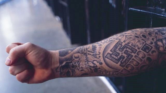 Καταδίκη 33χρονου Αυστριακού για ναζιστικό τατουάζ