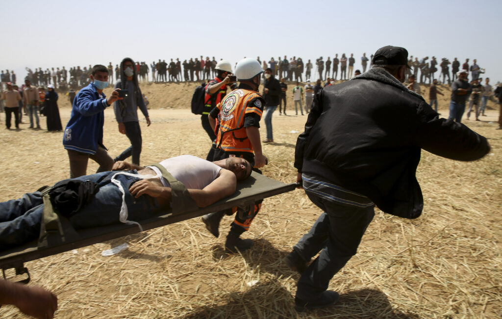 Γάζα: Τουλάχιστον 9 Παλαιστίνιοι νεκροί και 100άδες τραυματίες από ισραηλινά πυρά (Photos)