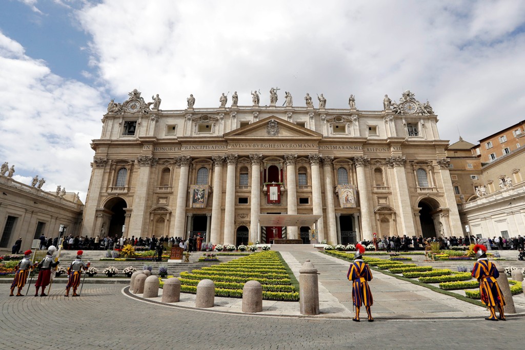 Βατικανό: Συνελήφθη ιερέας, πρώην διπλωμάτης για παιδική πορνογραφία
