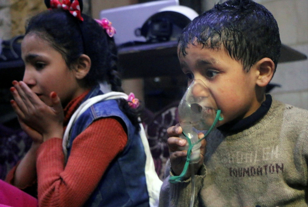 Η ΕΕ καλεί τη διεθνή κοινότητα να αντιδράσει σε “μια ακόμη επίθεση με χημικά” στη Συρία  – Έκτακτο Συμβούλιο Ασφαλείας τη Δευτέρα