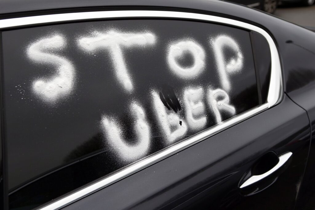 Απόφαση κόλαφος του Ευρωπαϊκού Δικαστηρίου κατά της Uber