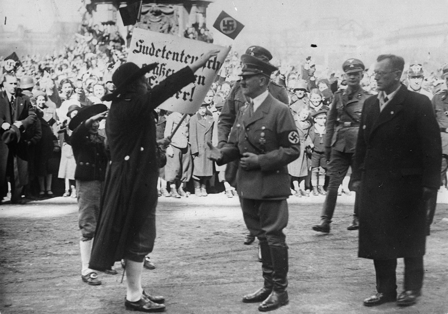 80 χρόνια από το «δημοψήφισμα της ντροπής» – Όταν η Αυστρία «επανενώθηκε» με το Γερμανικό Ράιχ