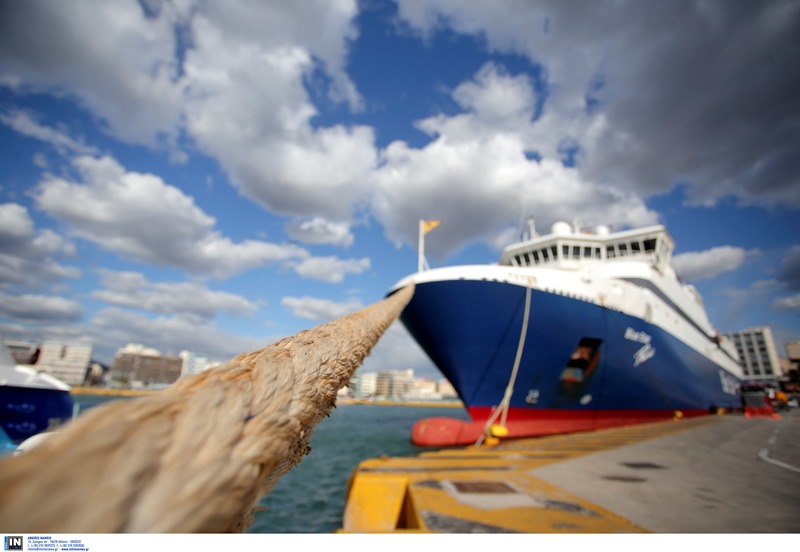 Απεργία ΠΝΟ: Δεμένα τα πλοία σε όλα τα λιμάνια της χώρας