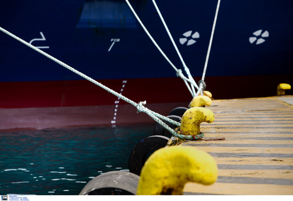 Κανονικά από αύριο τα δρομολόγια των πλοίων – Τέλος η απεργία της ΠΝΟ