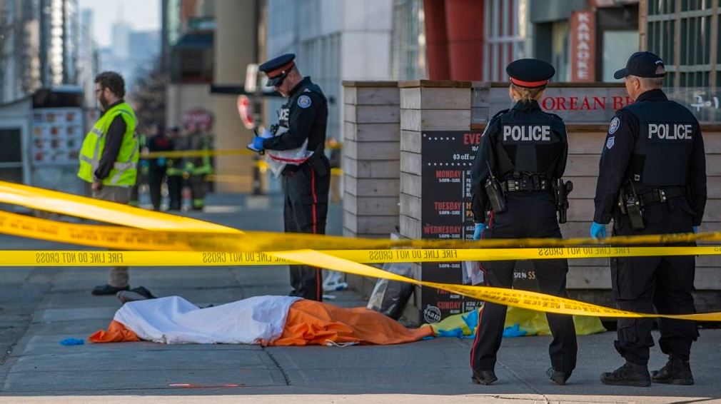 Τορόντο: Το «κρυφό» μήνυμα του δράστη στο Facebook προτού παρασύρει και σκοτώσει δέκα άτομα