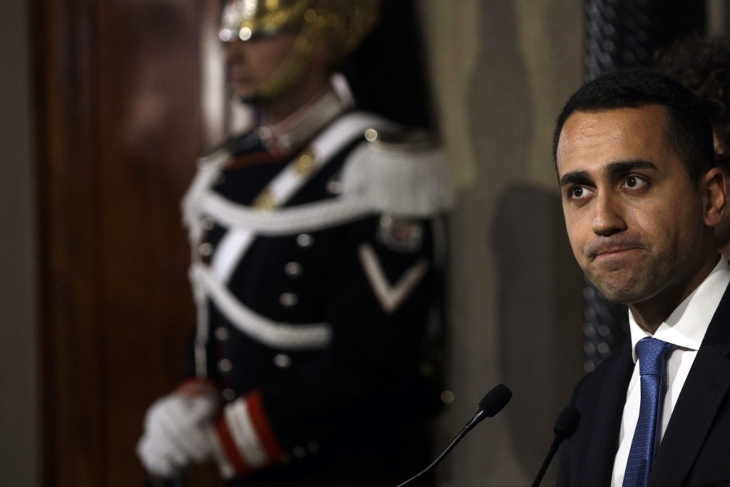 Ιταλία: Πρόσω ολοταχώς για κυβέρνηση Πέντε Αστέρων με ακροδεξιούς – Συνάντηση με τον Πρόεδρο