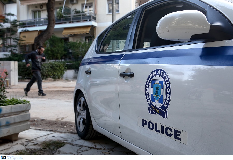 Θεσσαλονίκη: Γκαζάκια σε πολυκατοικία στην Καλαμαριά