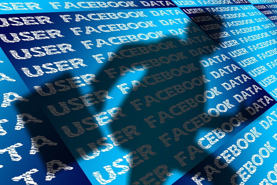 Άρχισε τις διαγραφές το Facebook…