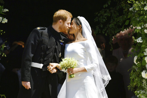 Πρίγκιπας Χάρι και Μέγκαν Μαρκλ στο «γάμο της χρονιάς» (Photos+Video)