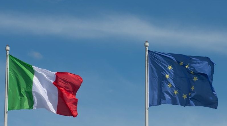 Times: Κίνδυνος για το ευρώ από την Ιταλία – Η Ευρώπη πρέπει να κάνει κάτι γι’ αυτό