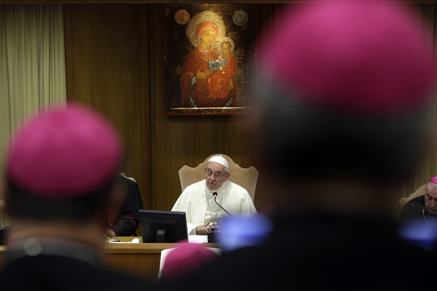 Αλλάζει στάση το Βατικανό; Τι είπε ο Πάπας σε Χιλιανό ομοφυλόφιλο