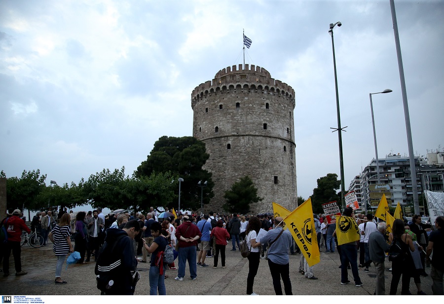 Αντιφασιστική πορεία στη Θεσσαλονίκη με αφορμή την επίθεση στον Μπουτάρη