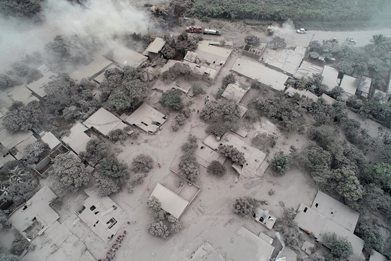 Γουατεμάλα: Φωτιά και θάνατος από την έκρηξη του ηφαιστείου – 73 νεκροί και 200 αγνοούμενοι