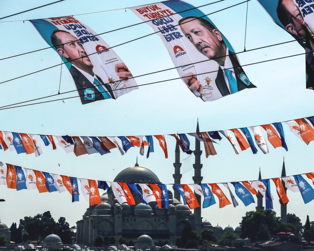 Προεκλογικές επιθέσεις του Ερντογάν κατά της Ελλάδας για αλίευση ψήφων