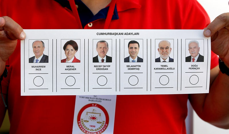 Τουρκία: «Θρίλερ» οι εκλογές – Στον δεύτερο γύρο θα κριθεί ο νικητής