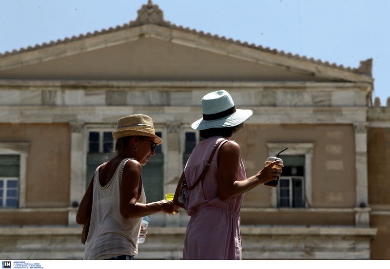 Καιρός: Χτυπάει «κόκκινο» σήμερα ο υδράργυρος