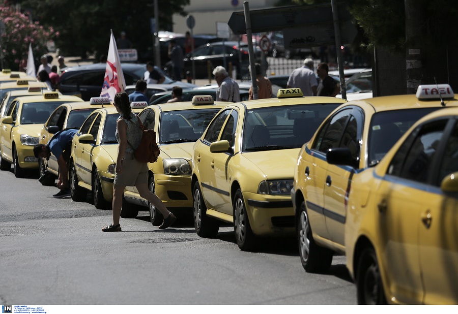 Χωρίς ταξί την Τετάρτη η Αθήνα – 24ωρη απεργία προκήρυξε το ΣΑΤΑ