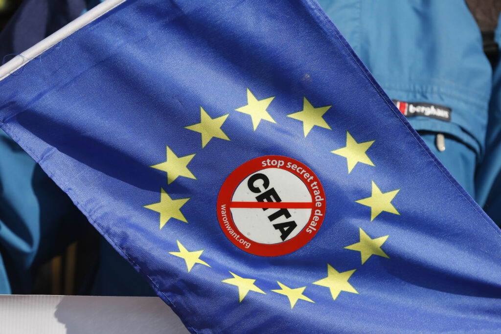 Η Ιταλία δεν επικυρώνει τη συμφωνία ελεύθερου εμπορίου – CETA