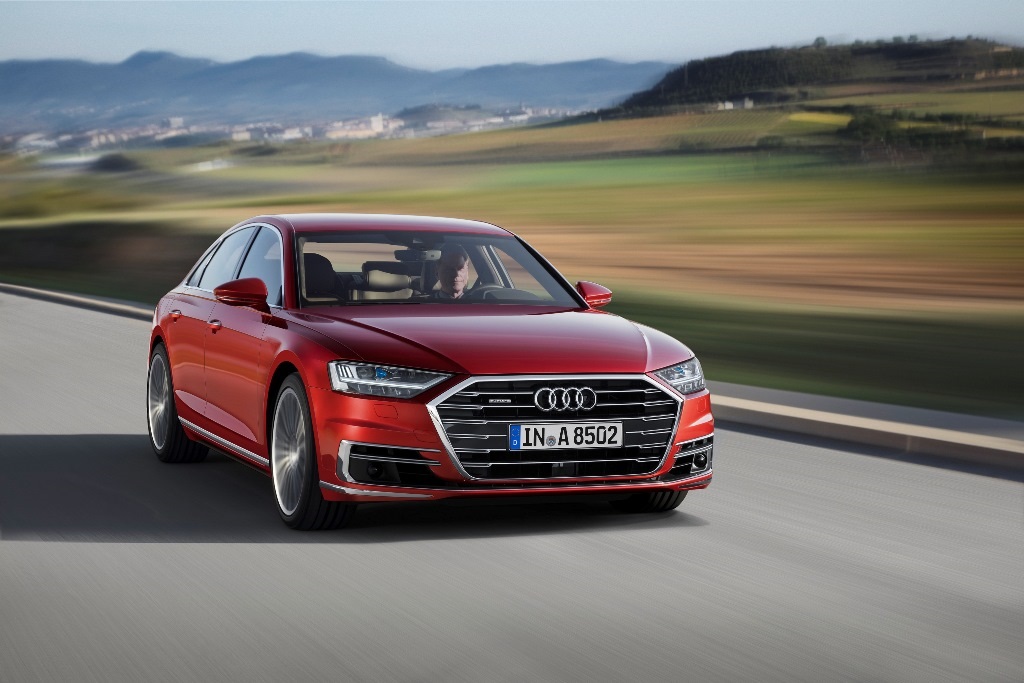 Audi Α8: Tο πιο καινοτόμο μοντέλο της χρονιάς (Video)
